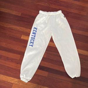 Kentucky sweatpants, white color, size medium